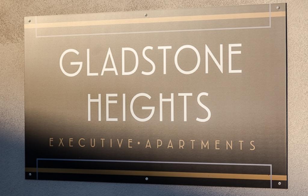 Gladstone Heights Executive Apartments Luaran gambar