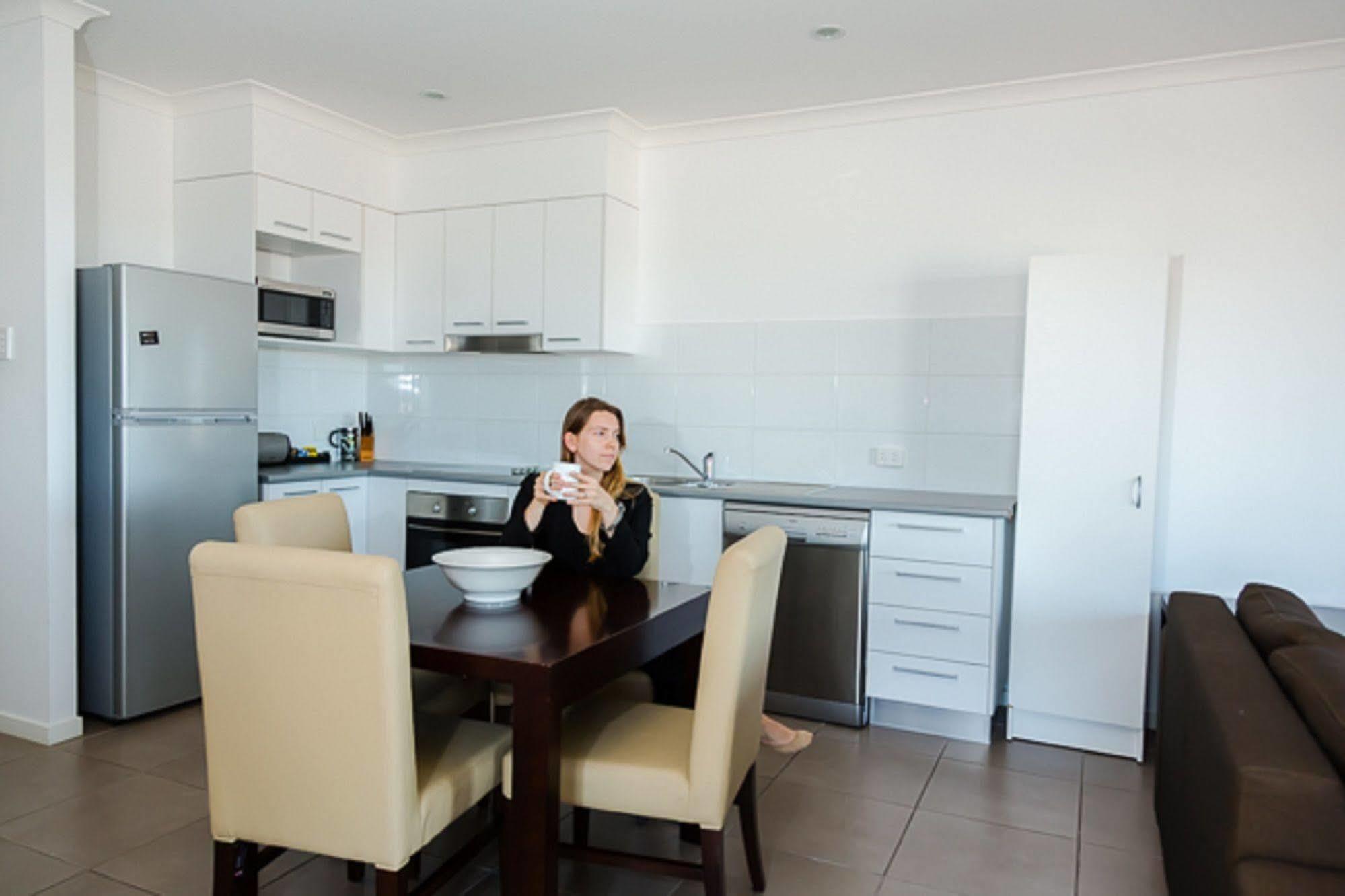 Gladstone Heights Executive Apartments Luaran gambar