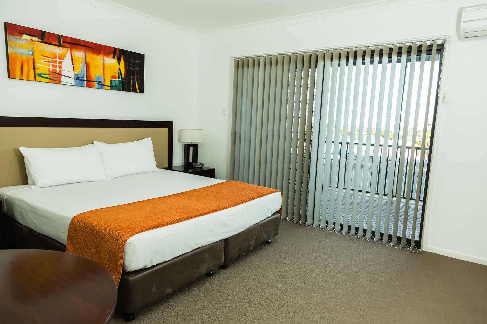 Gladstone Heights Executive Apartments Luaran gambar