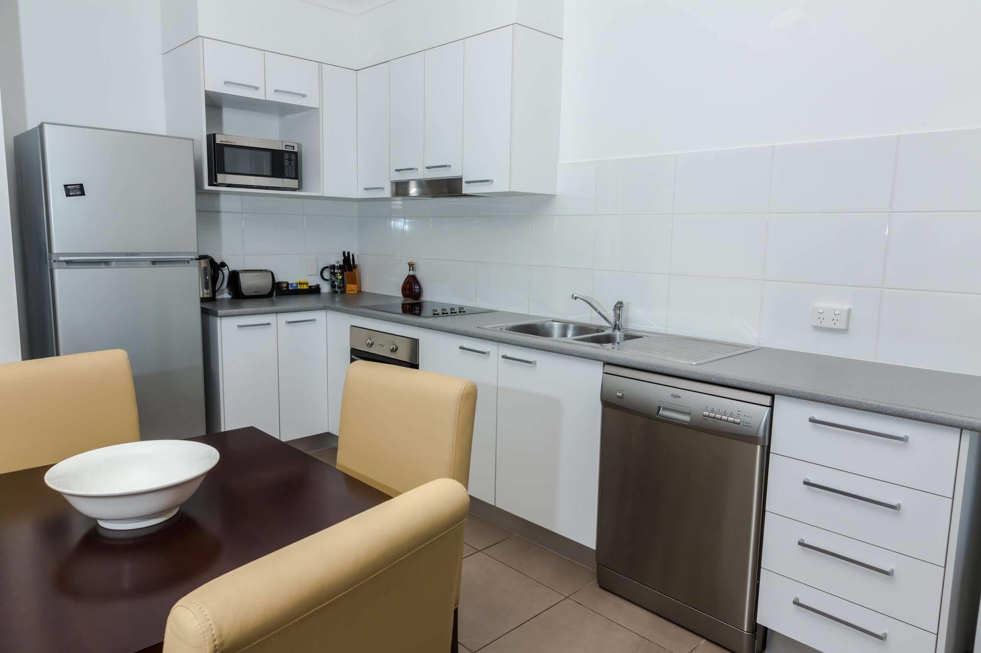 Gladstone Heights Executive Apartments Luaran gambar