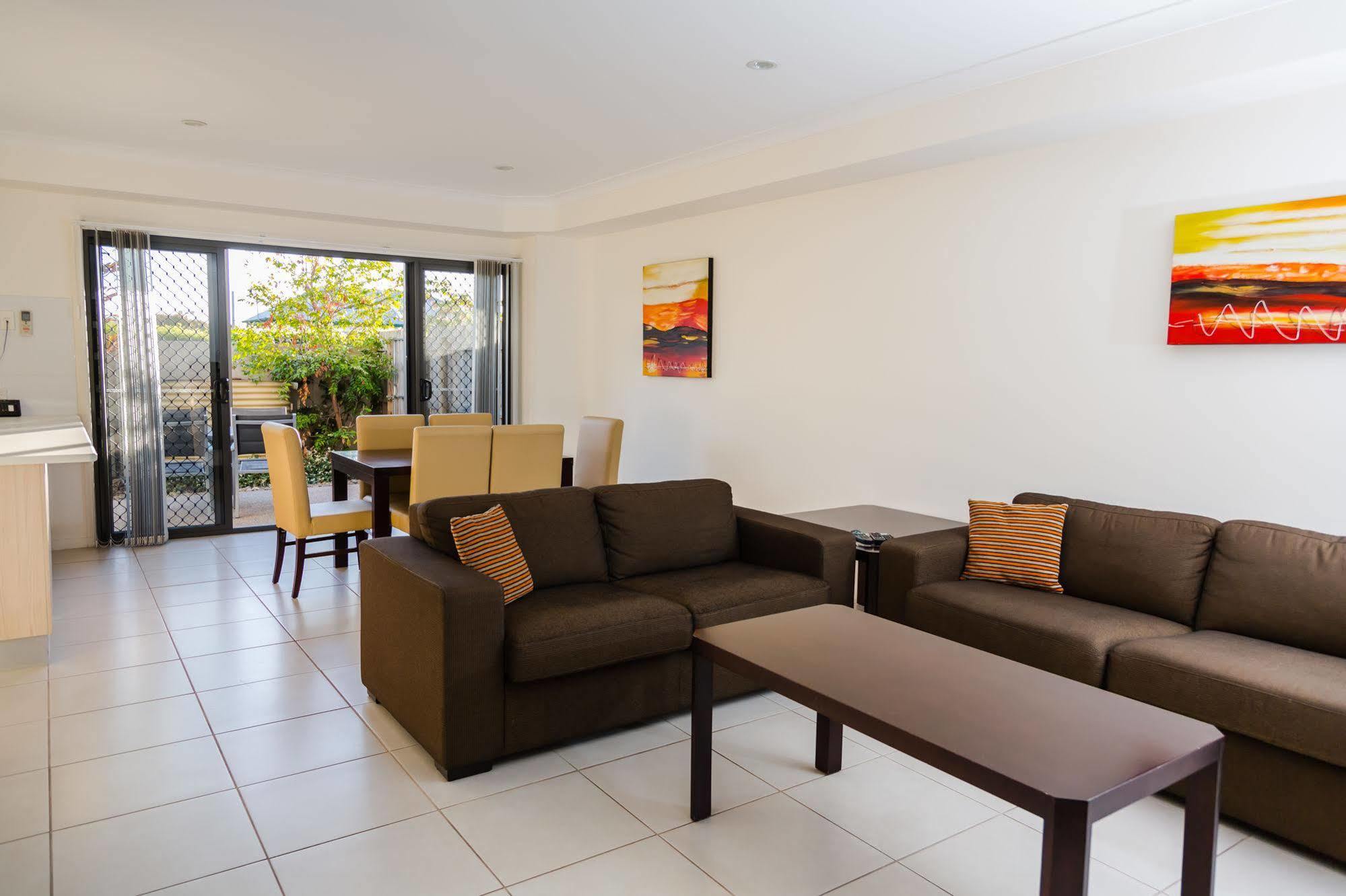 Gladstone Heights Executive Apartments Luaran gambar